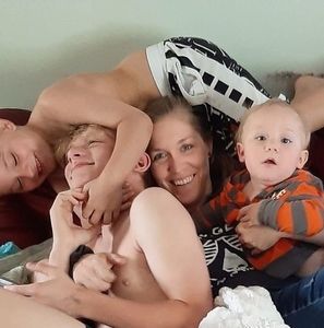 Meet your Posher, Clint